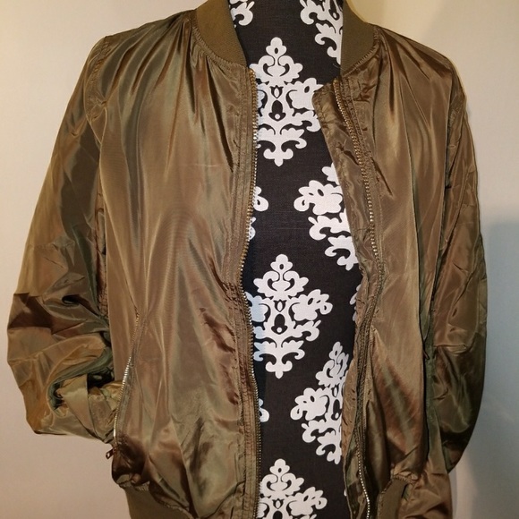 DESPERATELY TRYING TO FIND THIS BMBR JCKT TO BUY - Picture 2 of 2